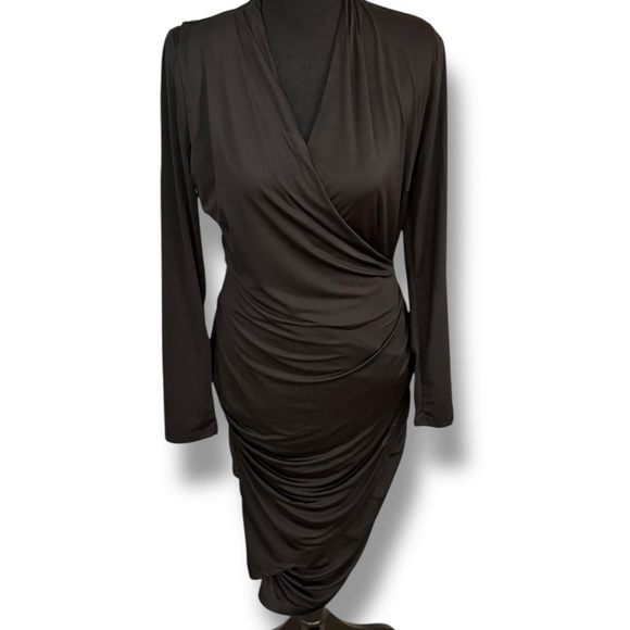 Elegant Black Wrap Dress - Picture 6 of 11